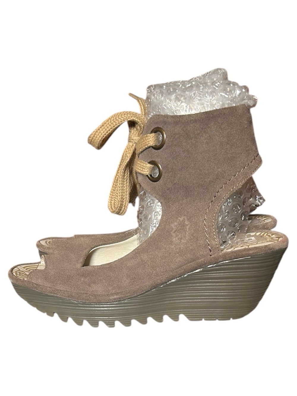 Fly London Yaffa Wedge Sandals in Taupe Size 37